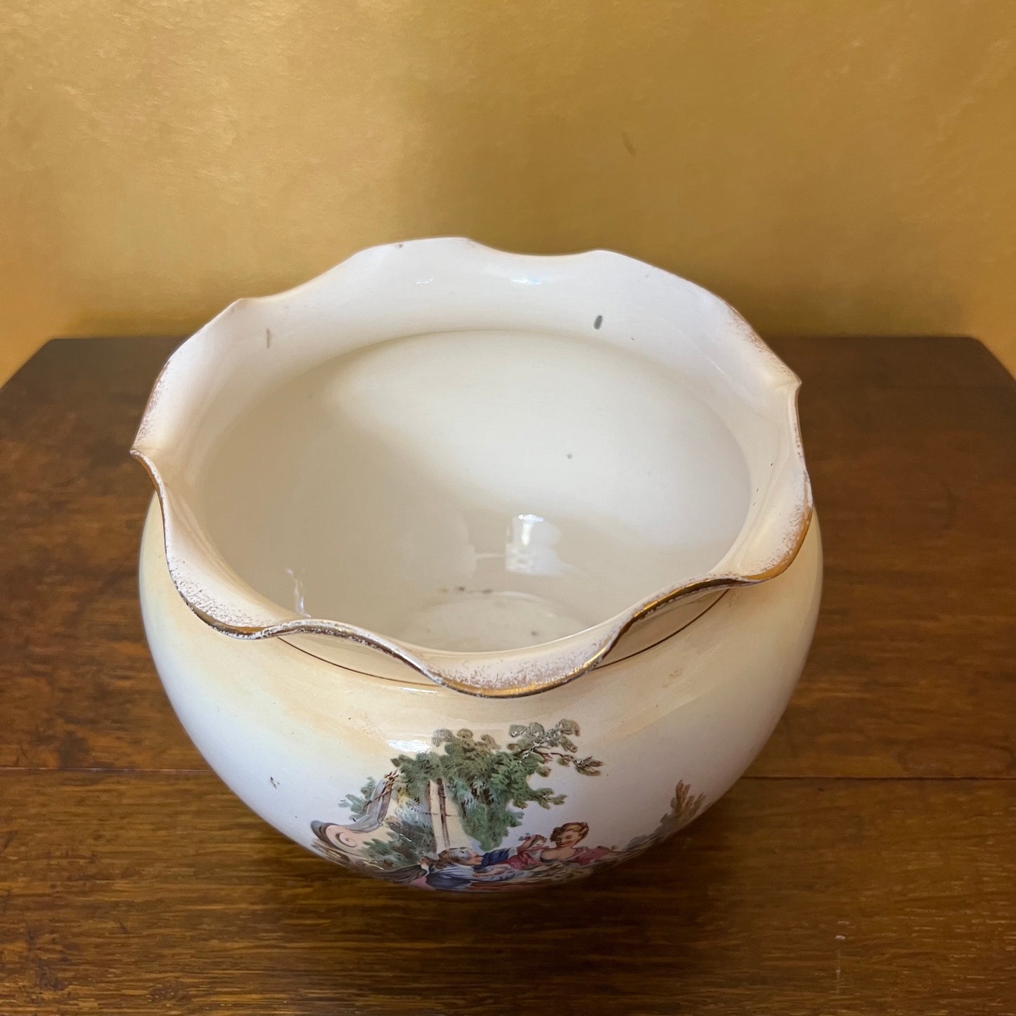 Courting Print Pot Vase