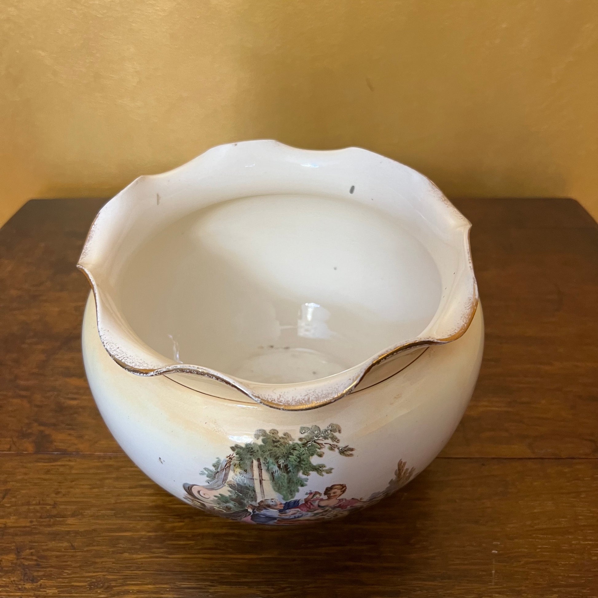 Courting Print Pot Vase