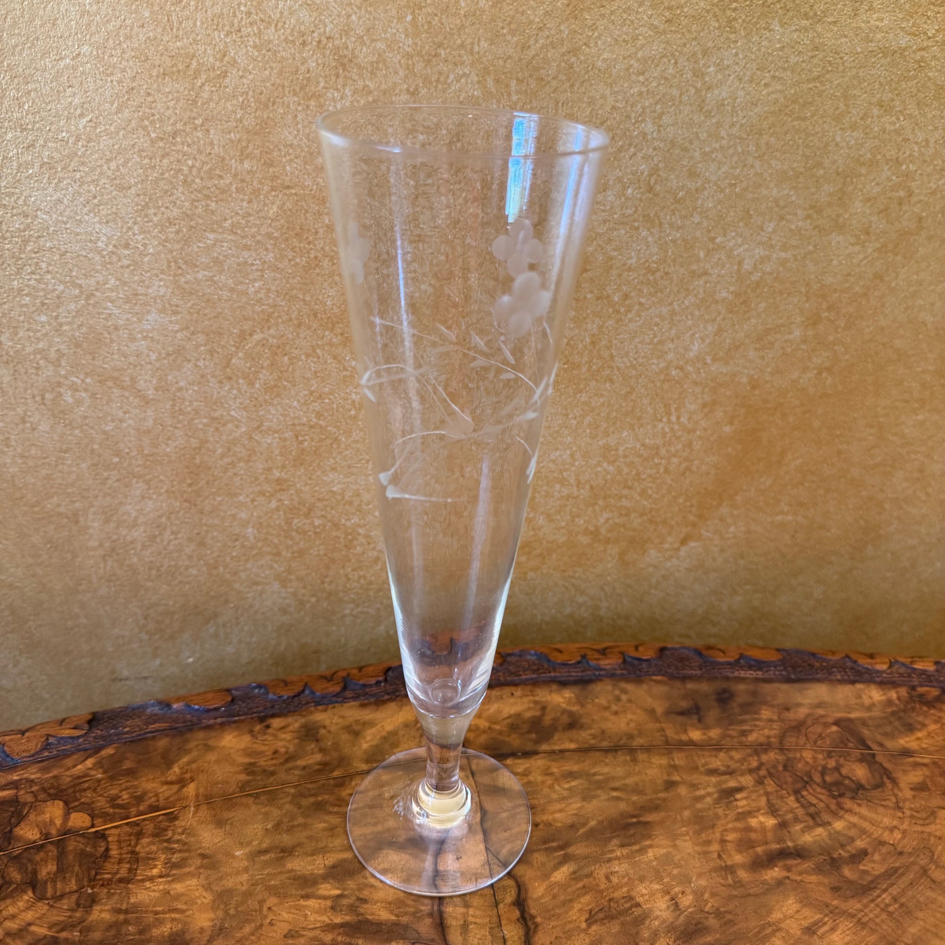 Crystal Etched Floral Champagne Flutes 