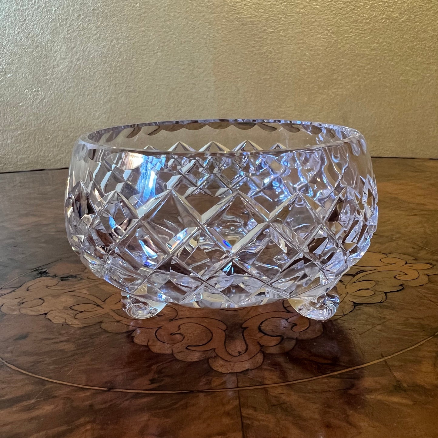 Crystal Small Bowl With Turned Legs 