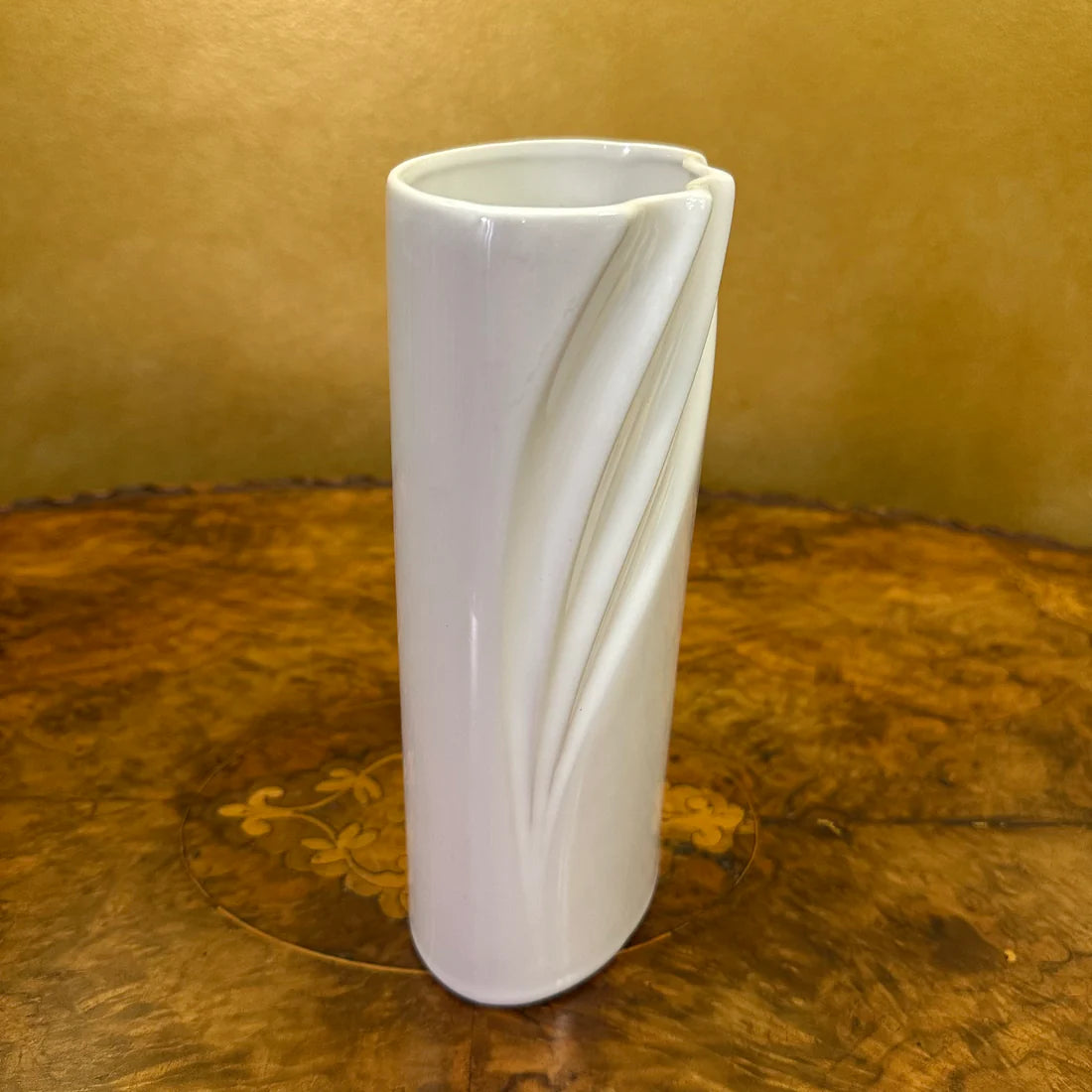 White Porcelain Curved Detail Vase