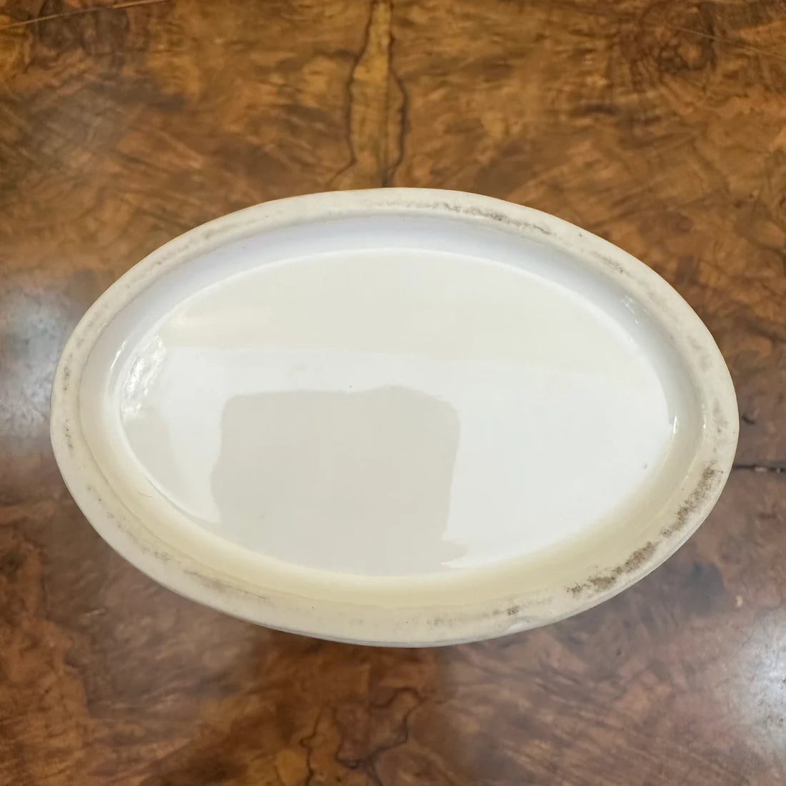 White Porcelain Curved Detail Vase