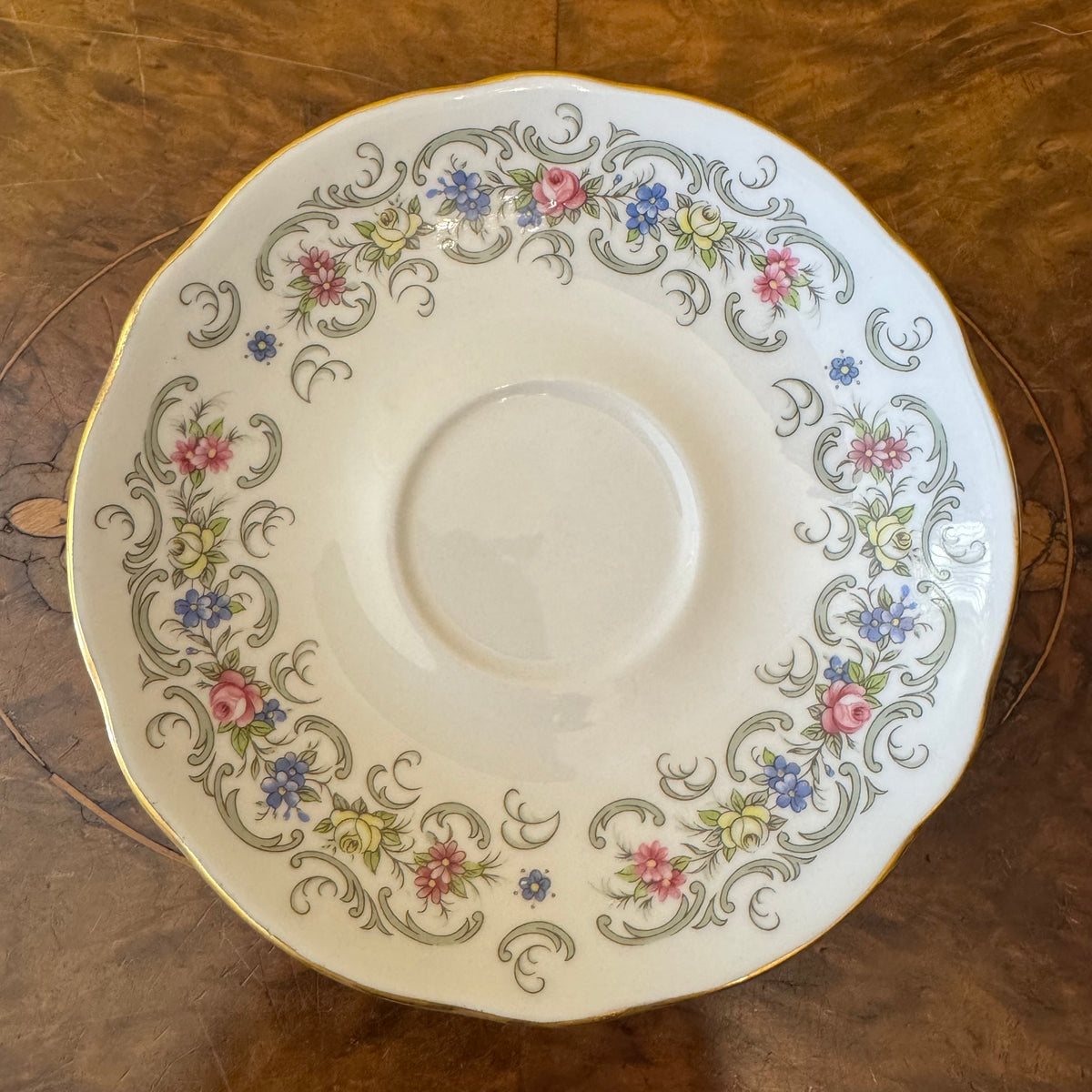 Duchess Albany Saucer 
