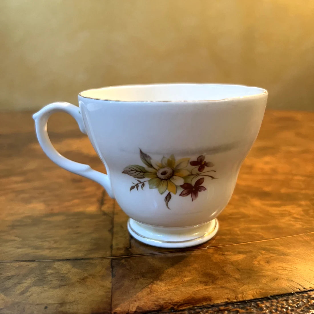 Duchess Susie Tea Cup & Saucer