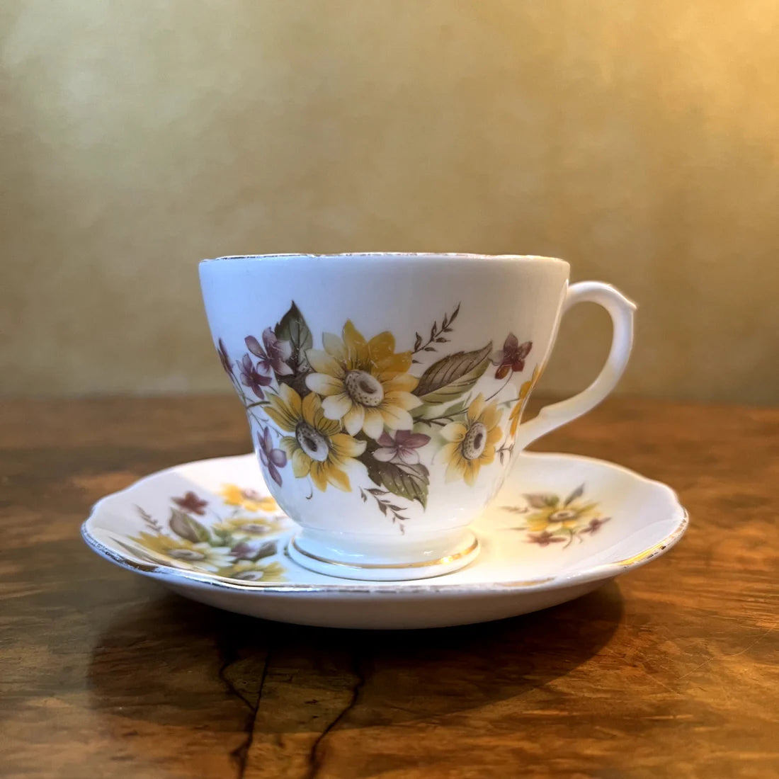 Duchess Susie Tea Cup & Saucer