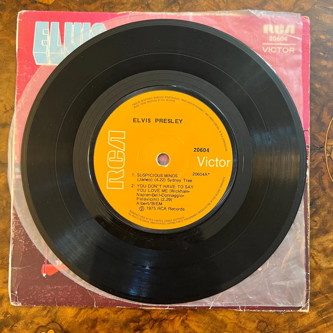 Elvis Presely Suspicious Minds Record