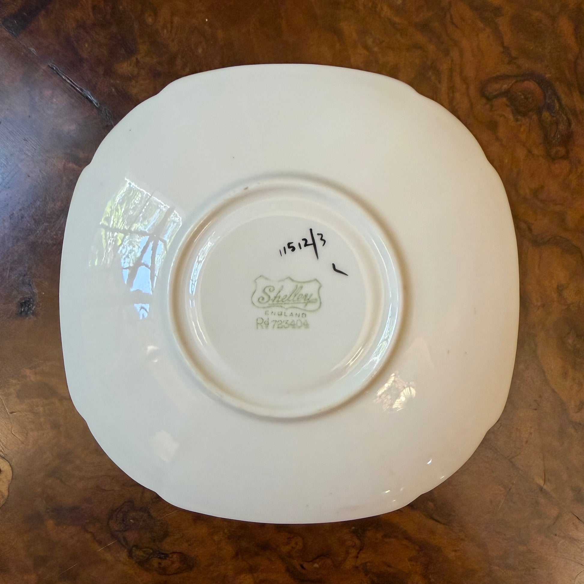 Exceptionally Rare Shelley Queen Anne Garland Of Flowers In The Yellow Saucer Plate