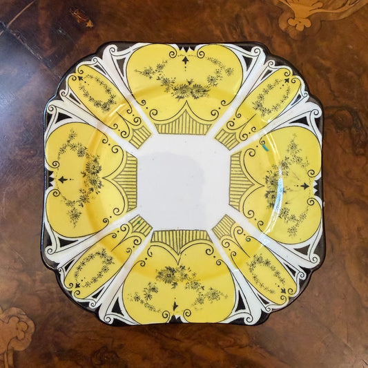 Exceptionally Rare Shelley Queen Anne Garland Of Flowers In The Yellow Side Plate 
