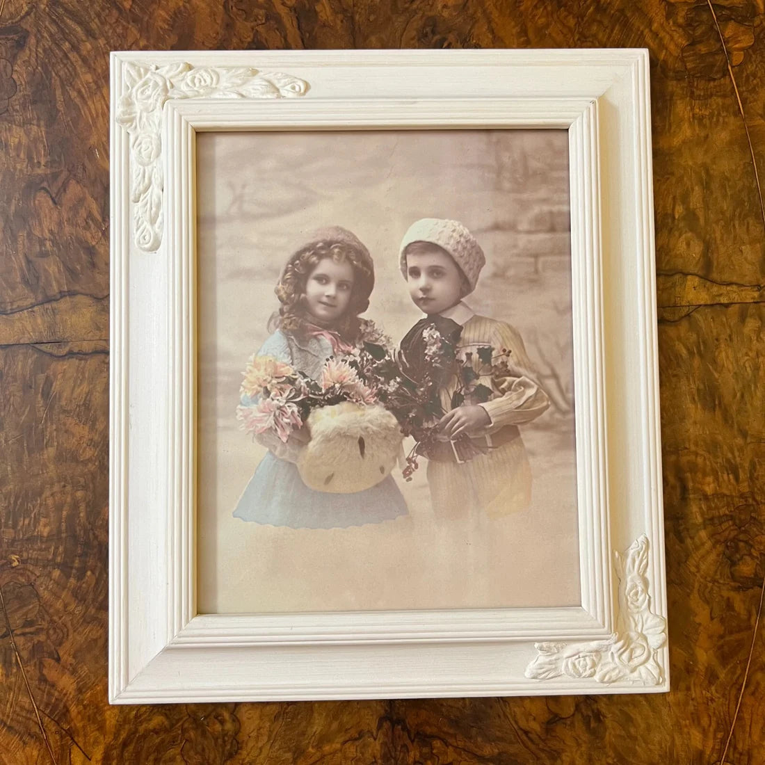Vintage Floral Detail Photo Frame