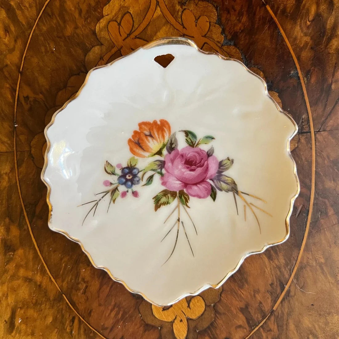 Floral Print Leaf Dish