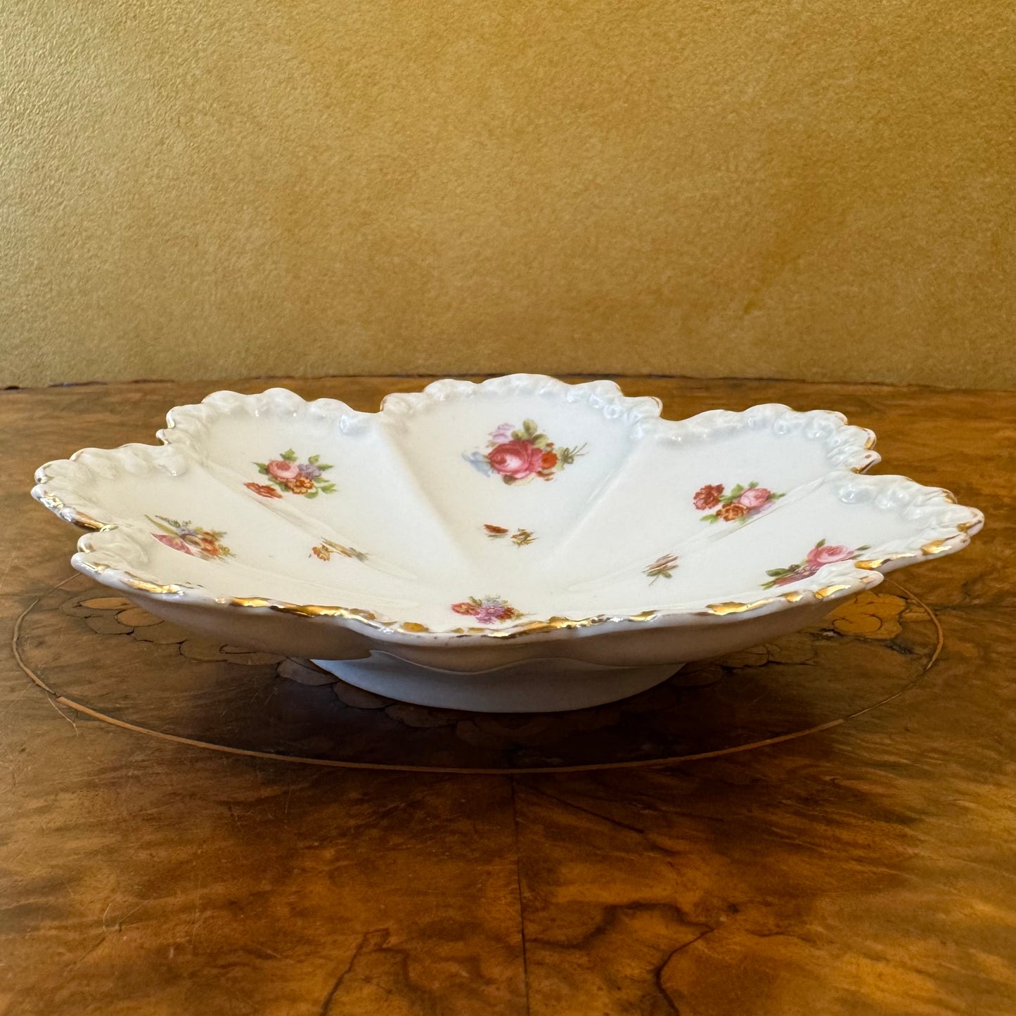 Floral Print Petal Shaped 