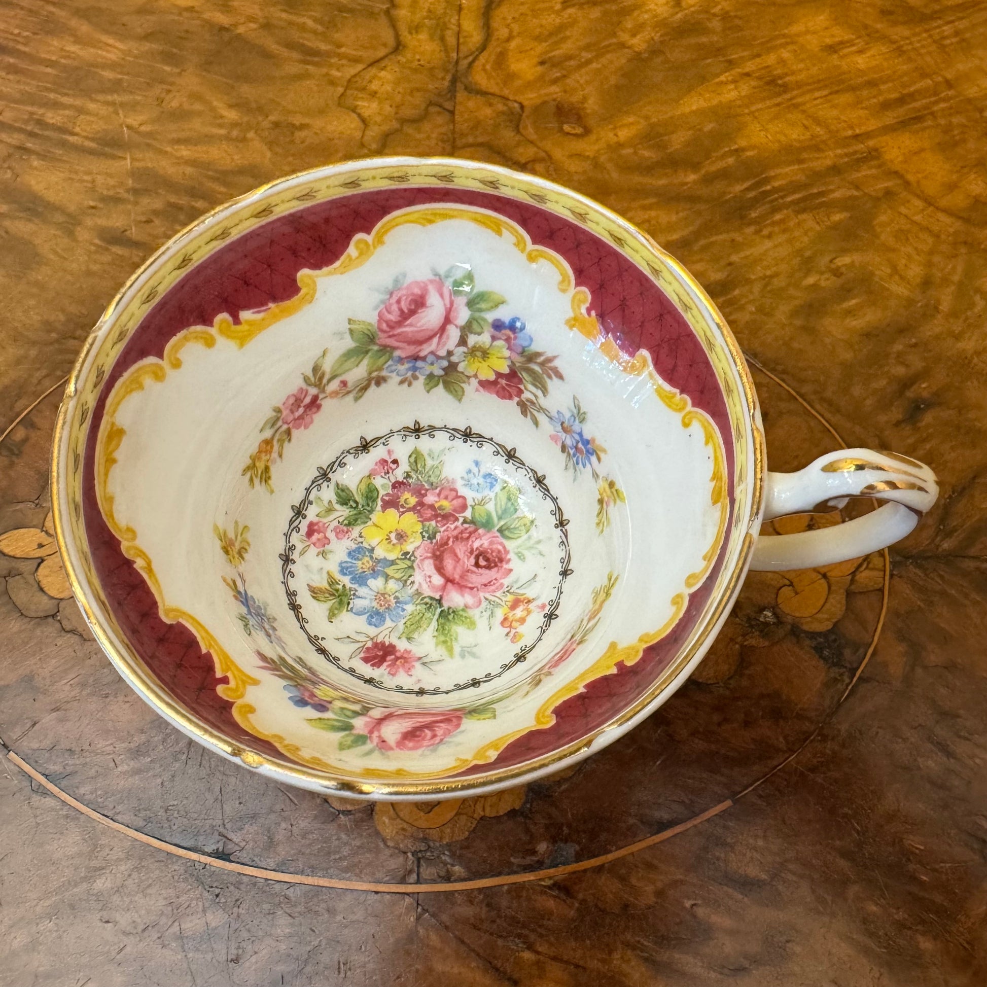 Foley Windsor Burgundy Tea Cup 