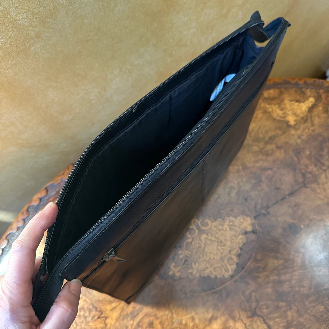 Genuine Cowl Hide Leather Laptop Bag