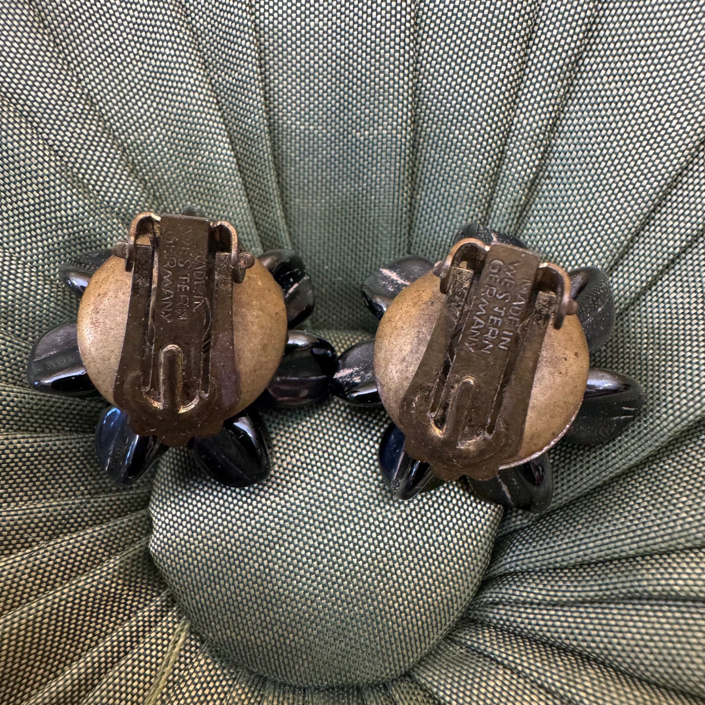 Germany Black Flower Clip On Earrings 