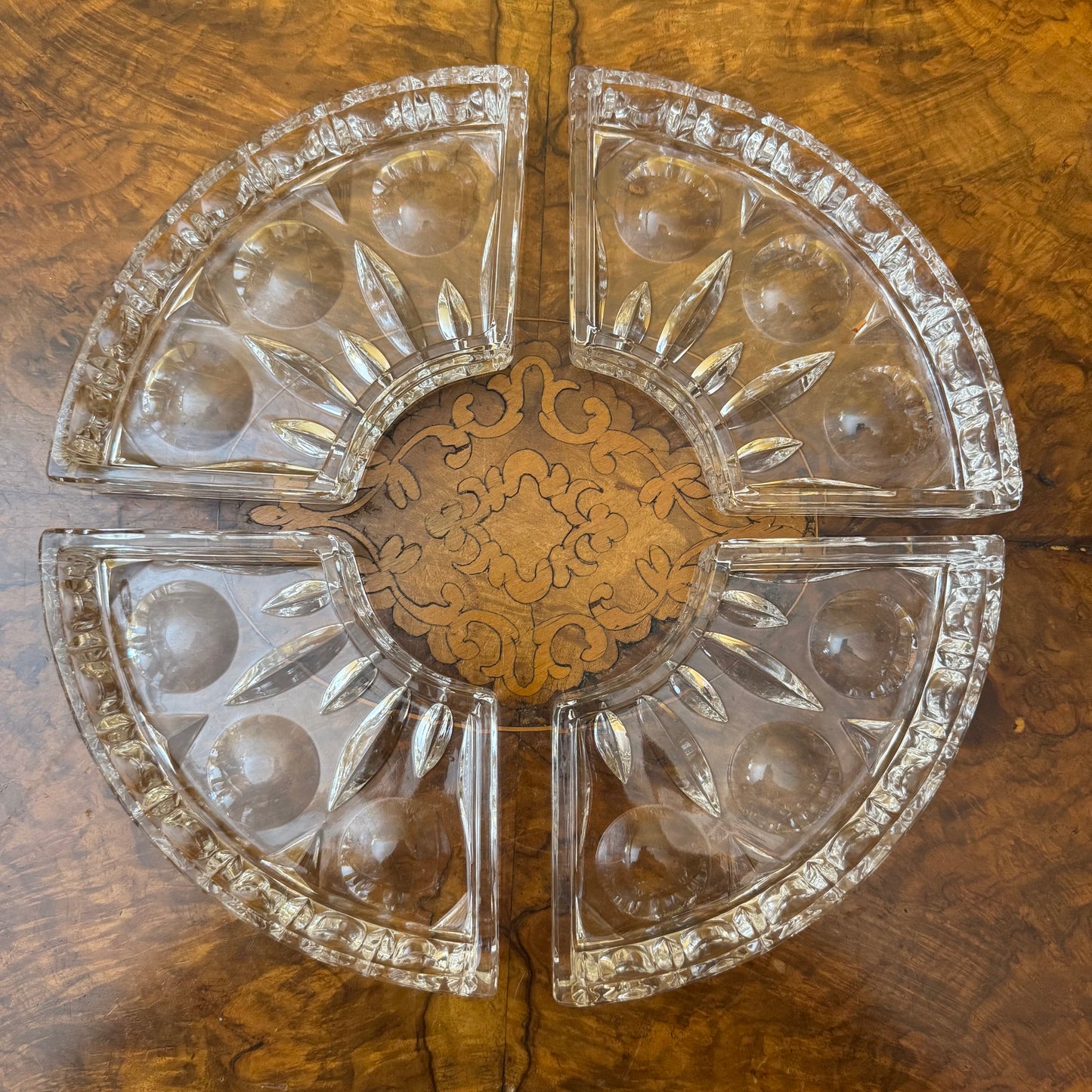 Glass Round Serving Divider 