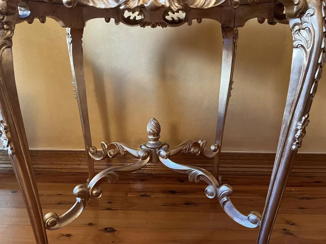 Antique Reproduction Gold Leaf Oval Table