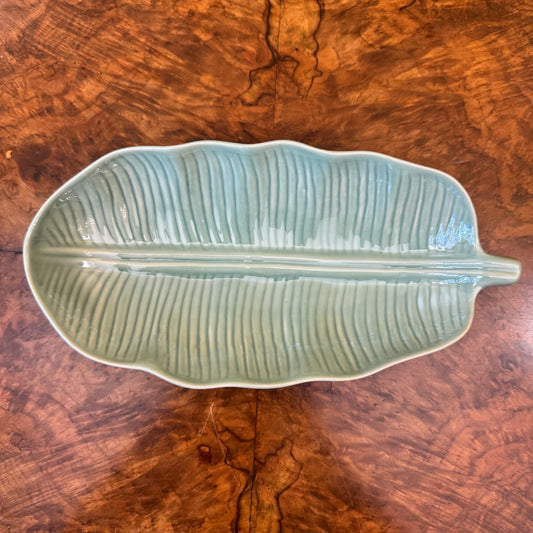 Green Leaf Shaped Serving Dish 