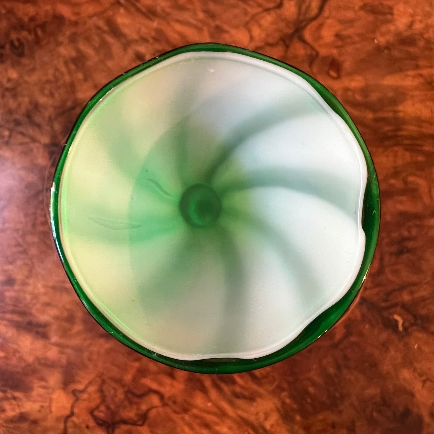 Green swirl Glass vase