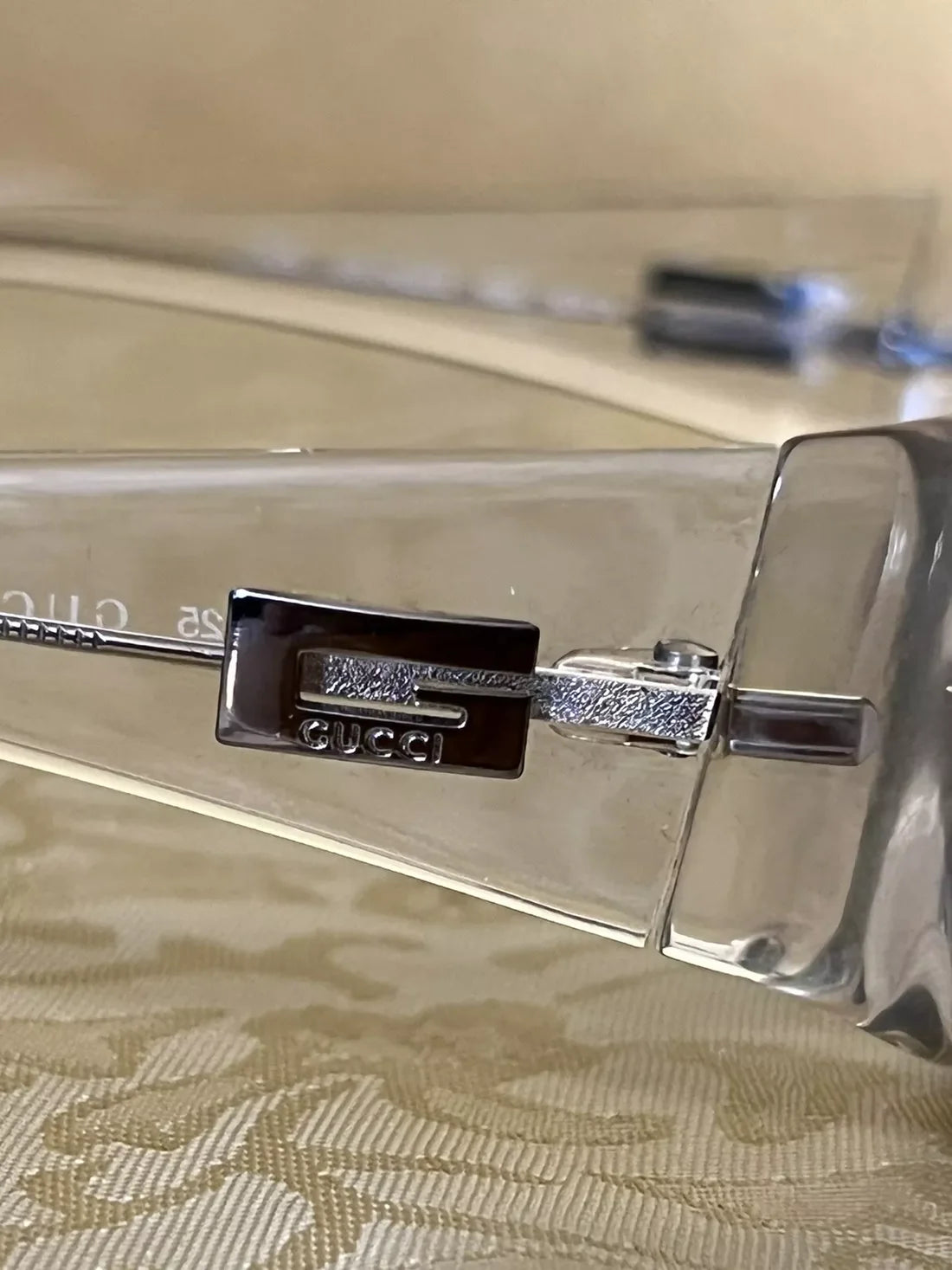 Gucci GG 2432/s 90s Sunglasses
