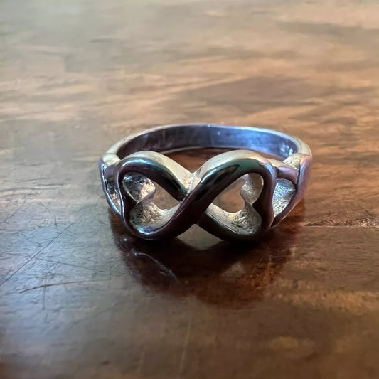 Vintage Heart Infinity Sterling Silver Ring Size 9