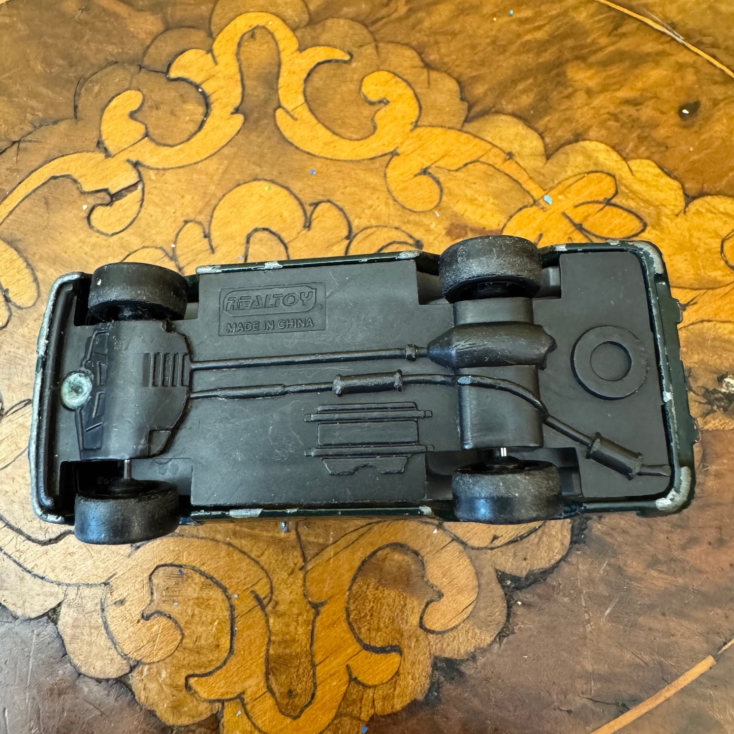 Realtoy Dark Green Land Rover