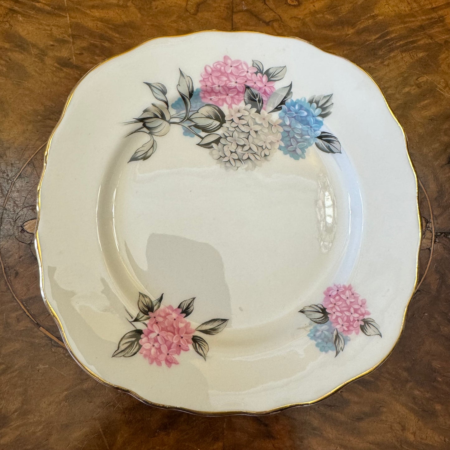 Vintage Royal Vale Hydrangea Tea Cup Trio Set