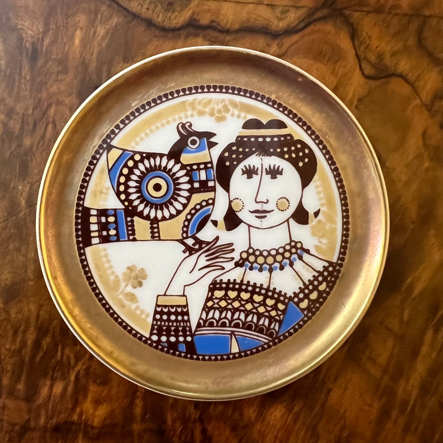 Maastricht Holland Lady With Bird Miniature Plate