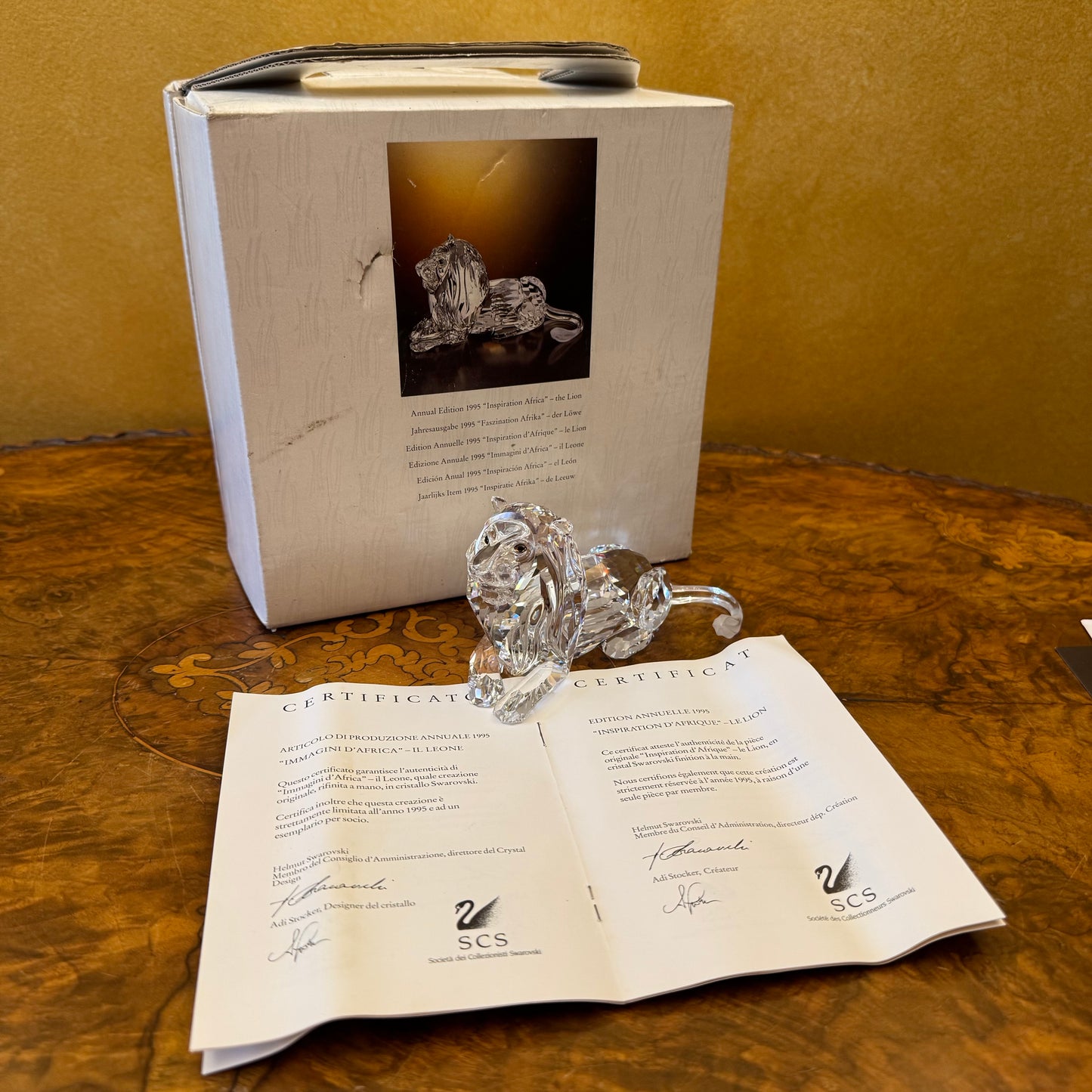 Swarovski Crystal 1995 Annual Edition Africa Lion Figurine