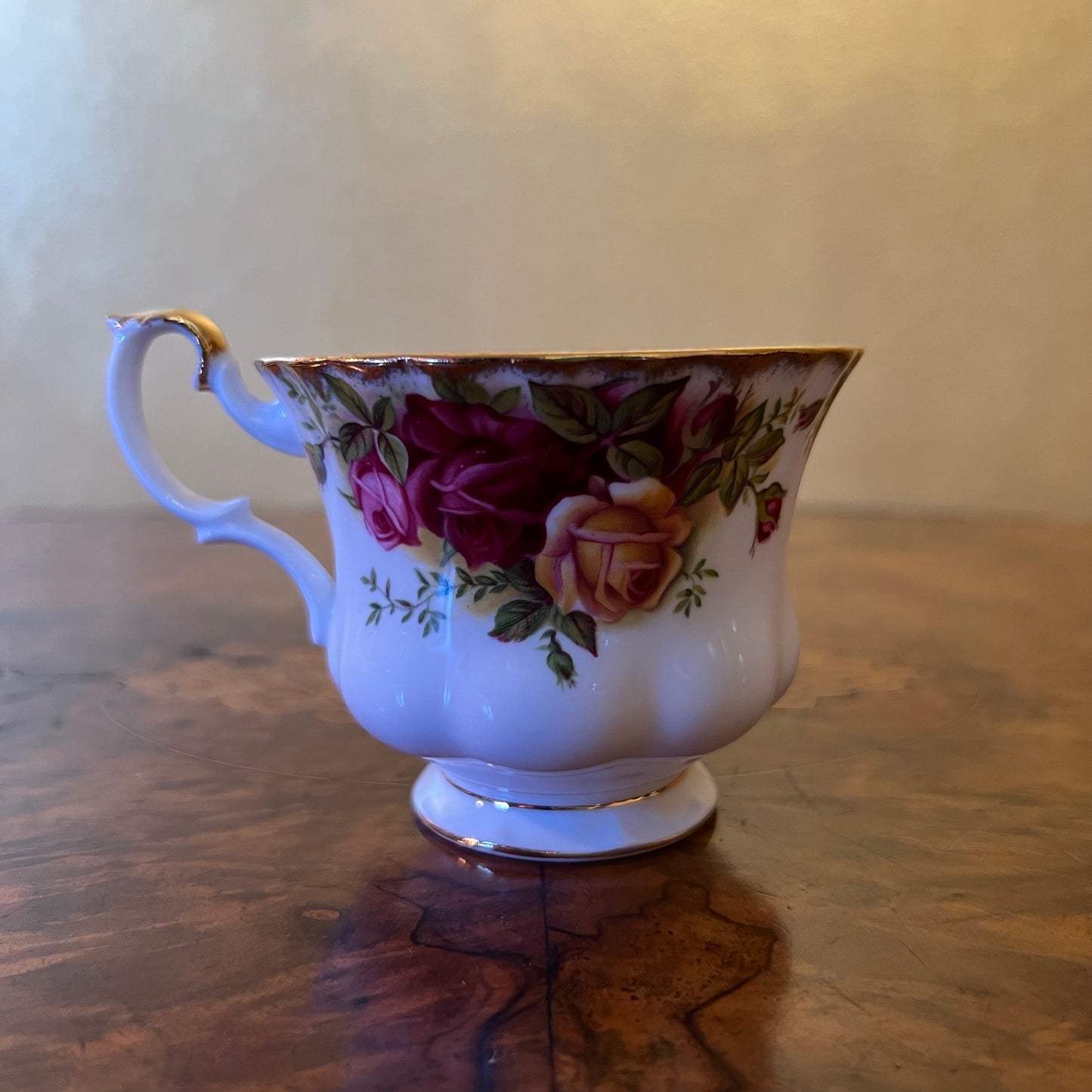 Vintage Royal Albert Old Country Rose Tea Cup Trio Set