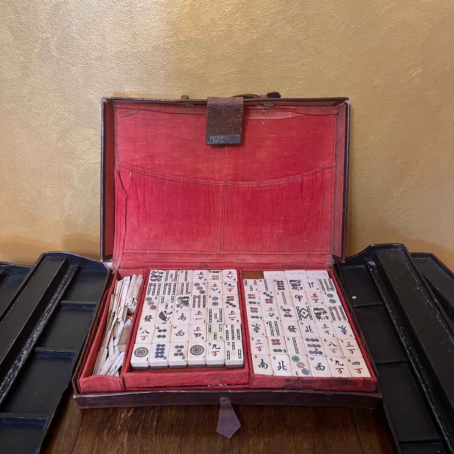 Antique Early 20th Century Chinese Mahjong Set