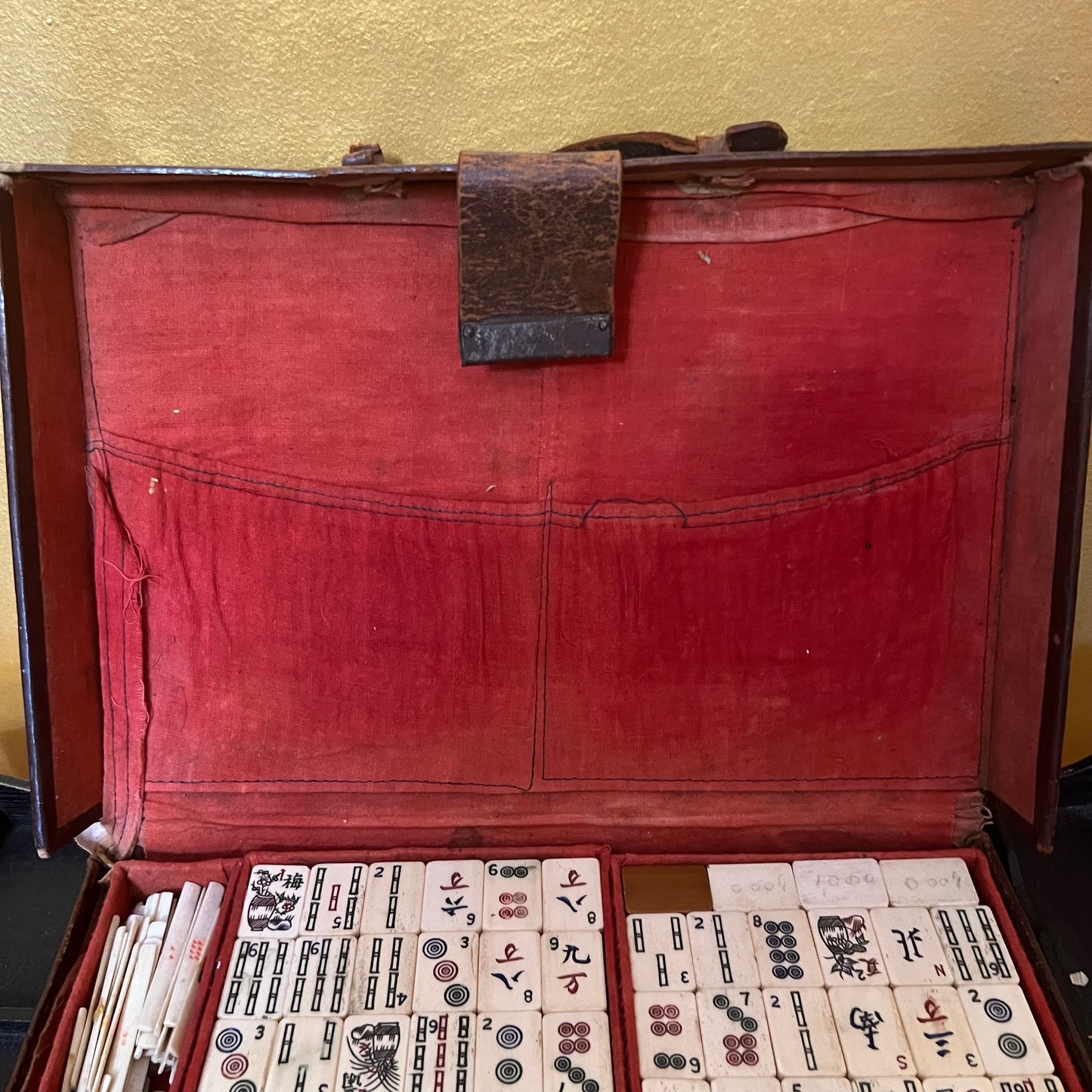 Antique Early 20th Century Chinese Mahjong Set