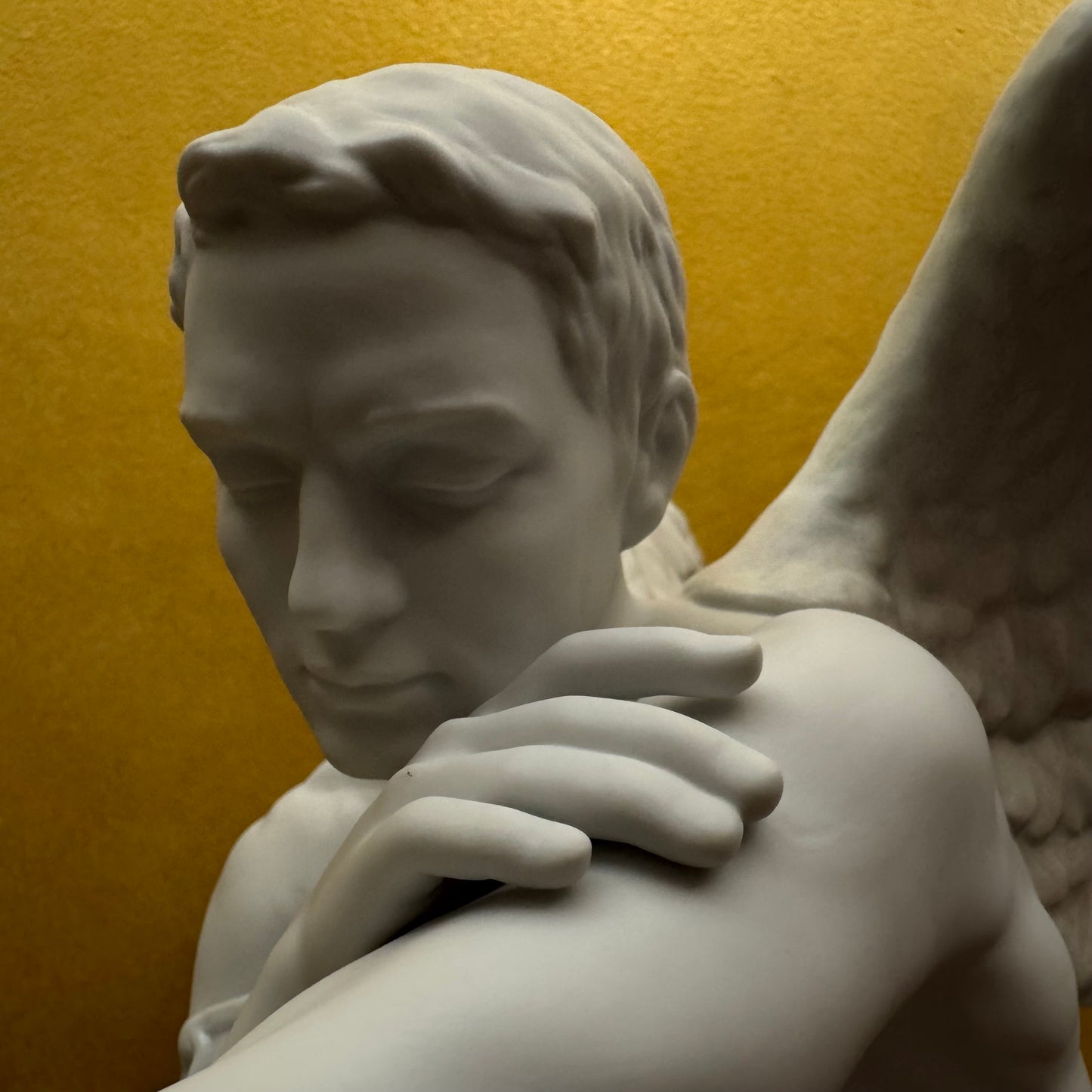 Lladro Protective Angel Porcelain Figure