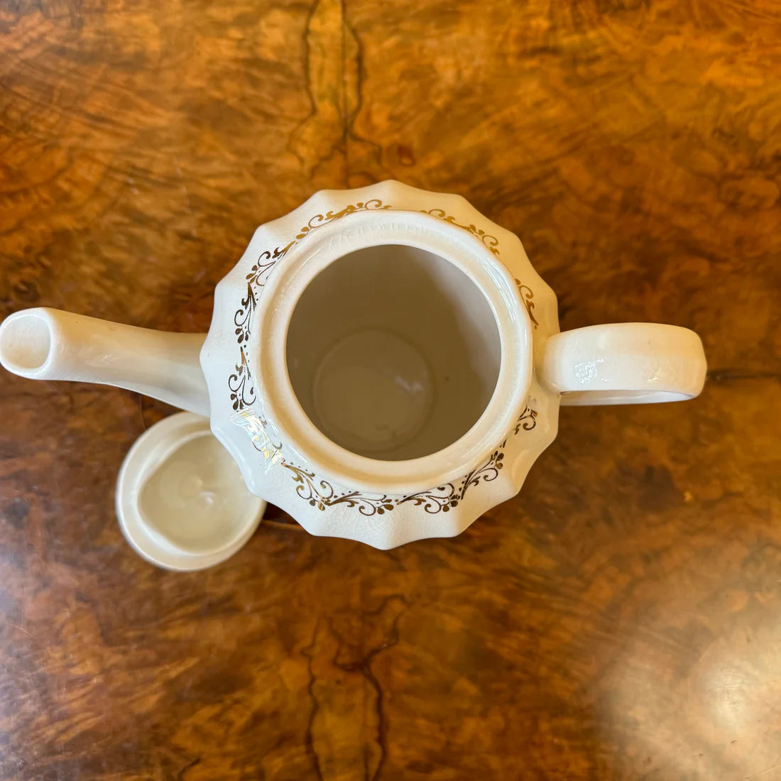 Vintage Royal Victoria Pottery Wade Somerset Cottage Teapot