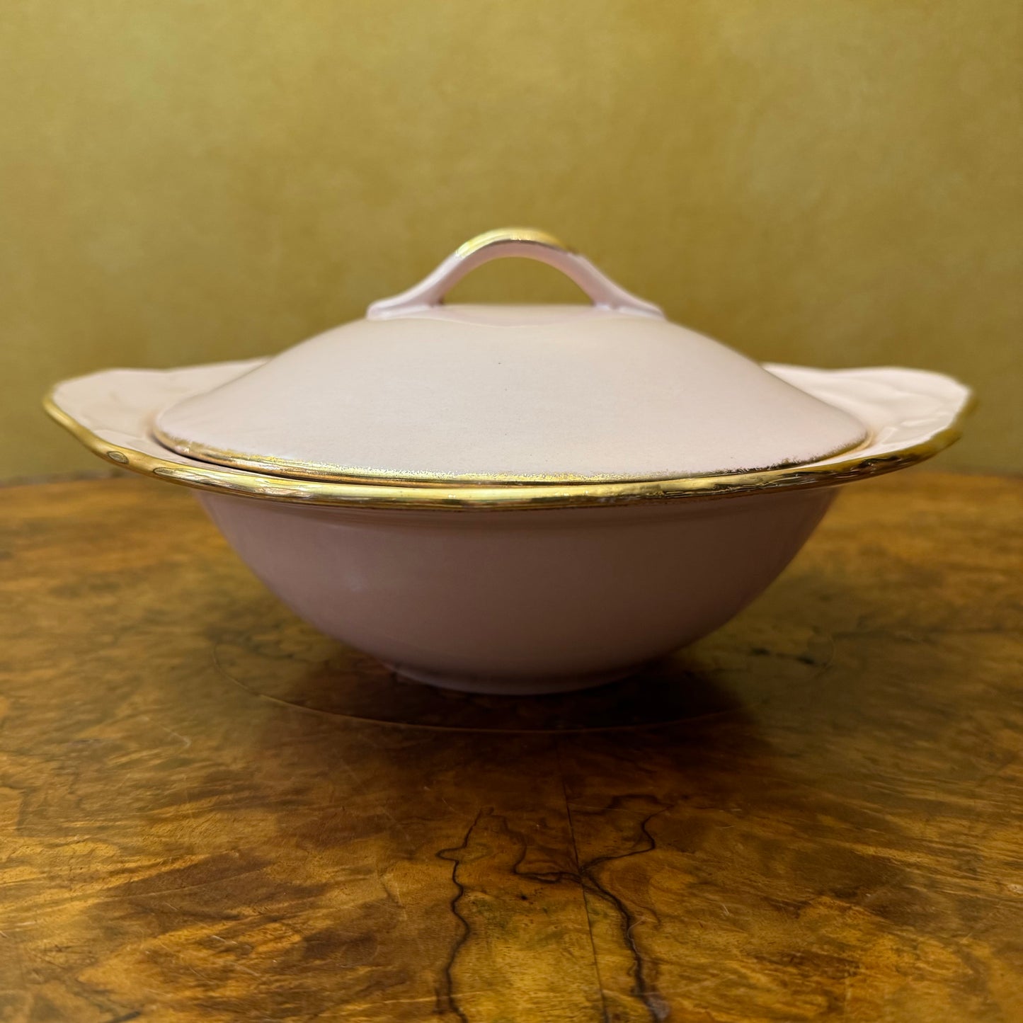 Vintage Grindley Peach Petal Gold Trim 40 Piece Dinner Set