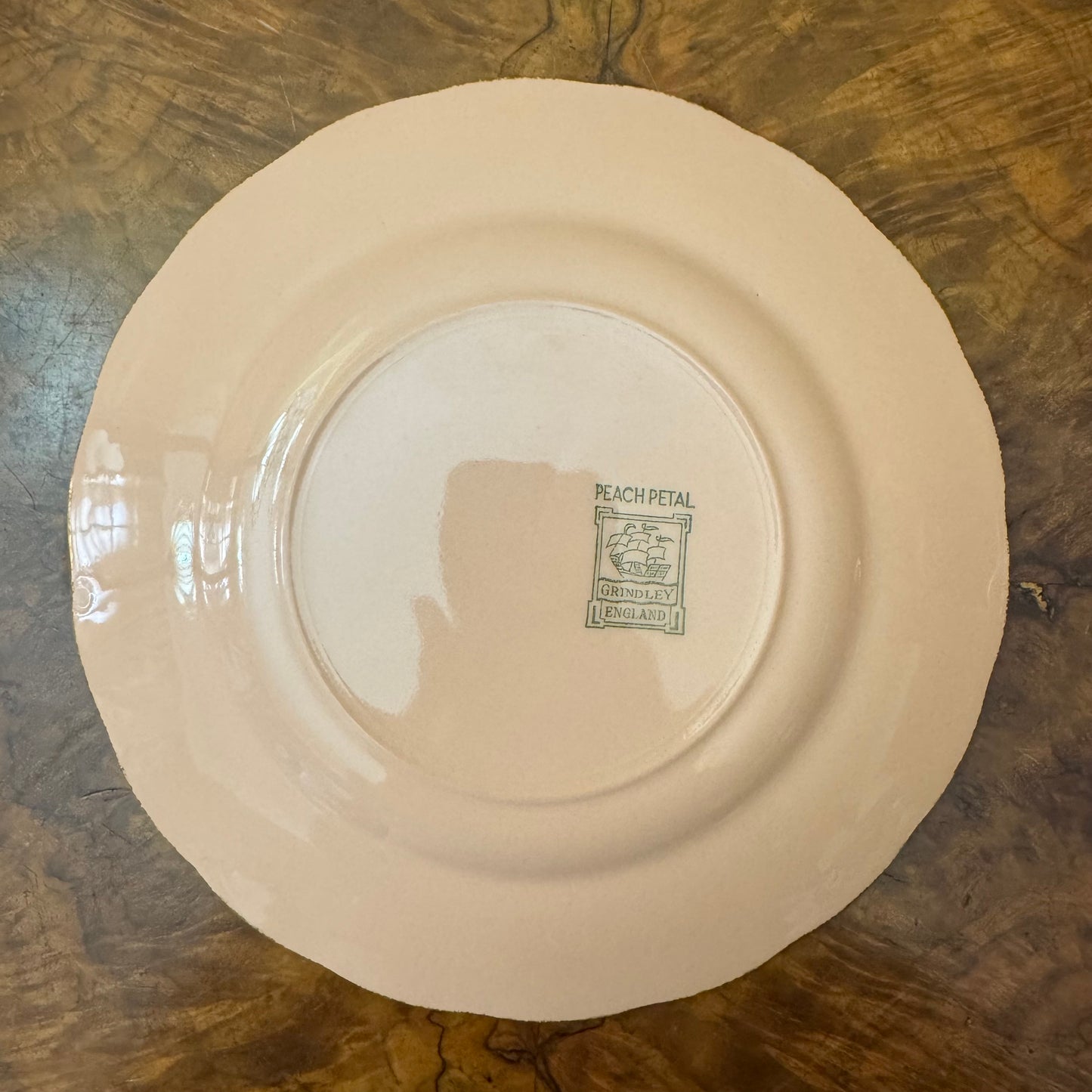 Vintage Grindley Peach Petal Gold Trim 40 Piece Dinner Set