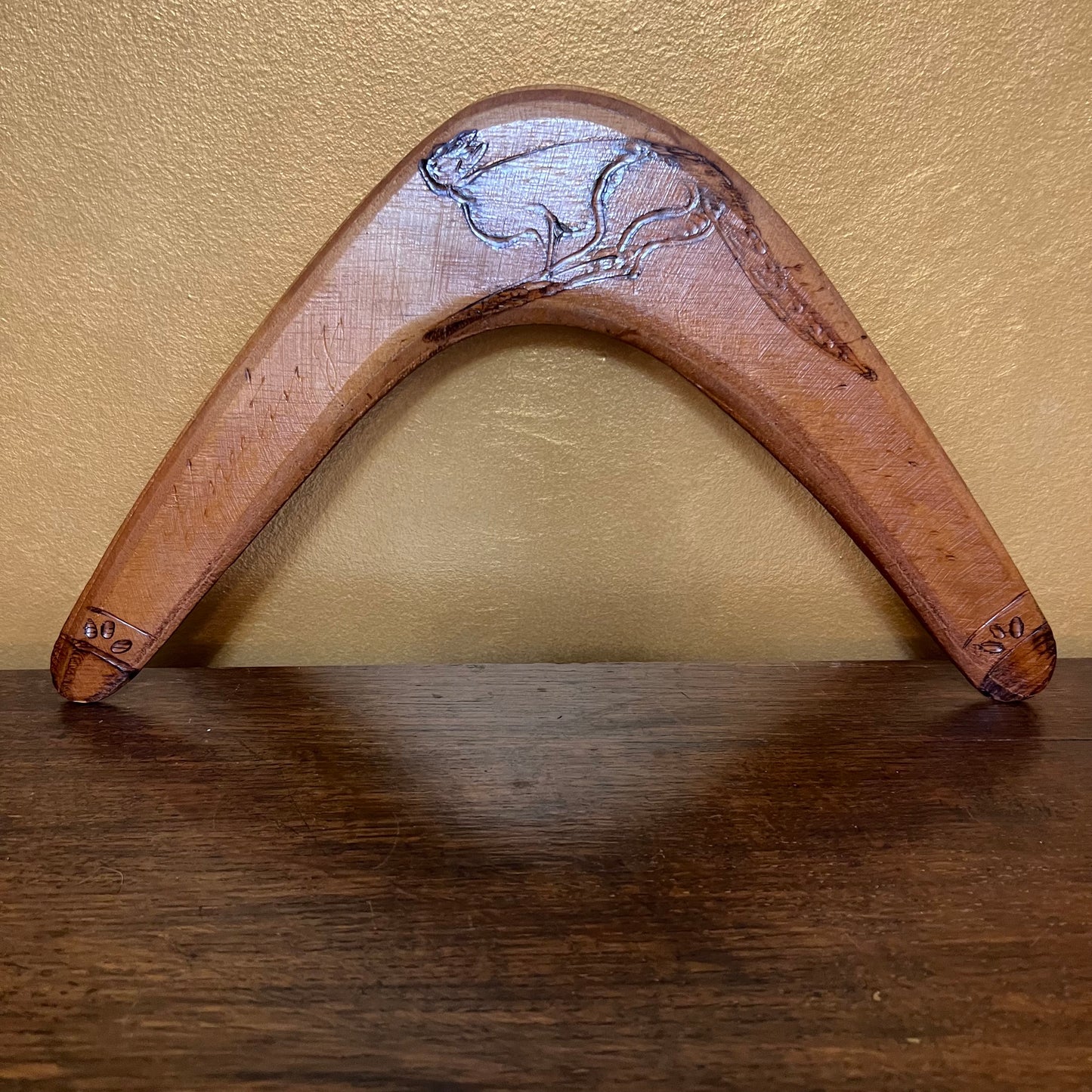 Kangaroo Design Genuine Throwing Boomerang Aboriginal Made