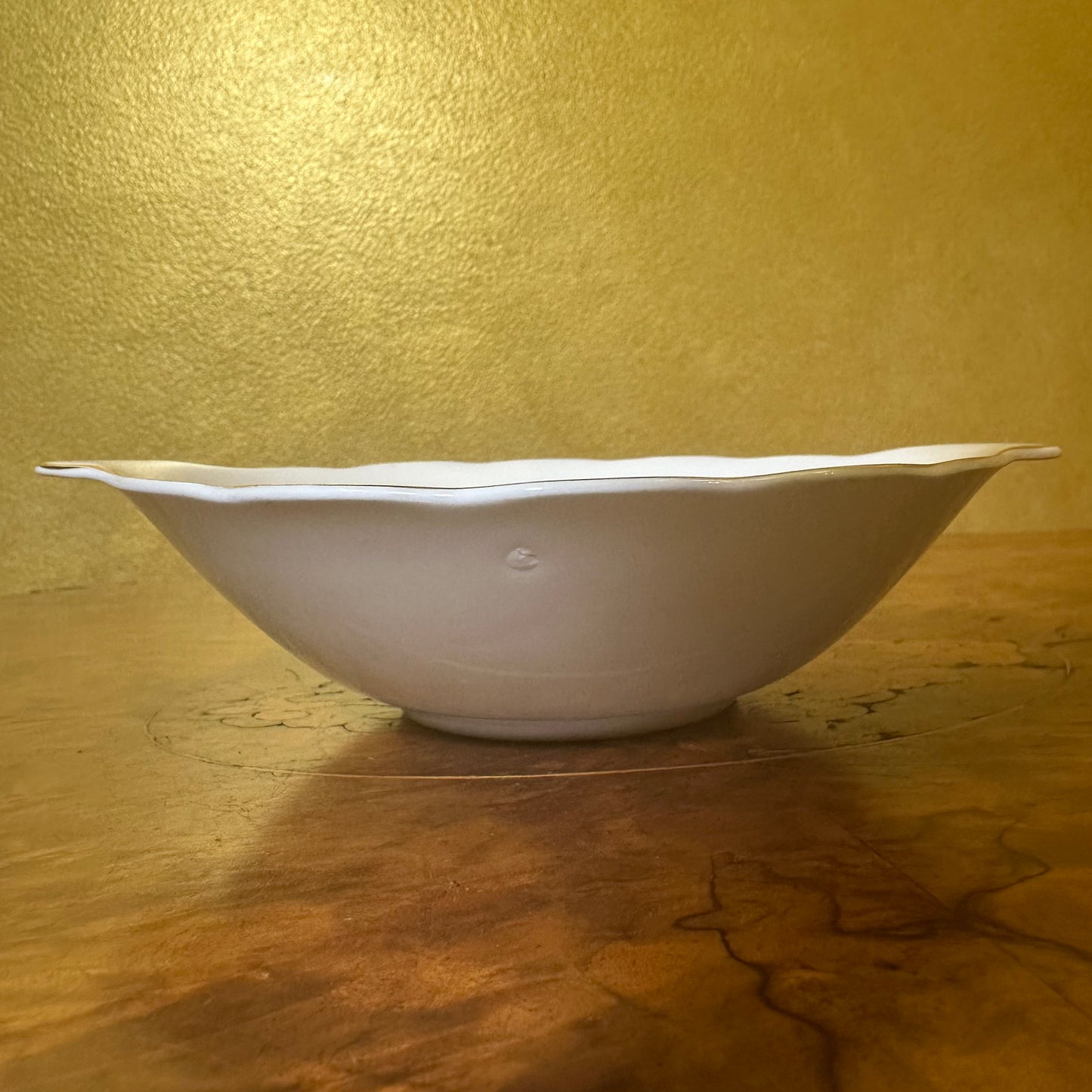 Vintage Queen Anne Duet 36 Piece Dinner Set