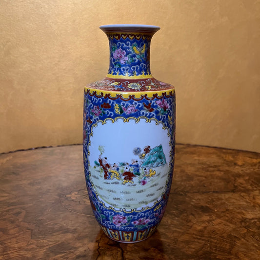 Vintage Chinese families Rose Printed Vase