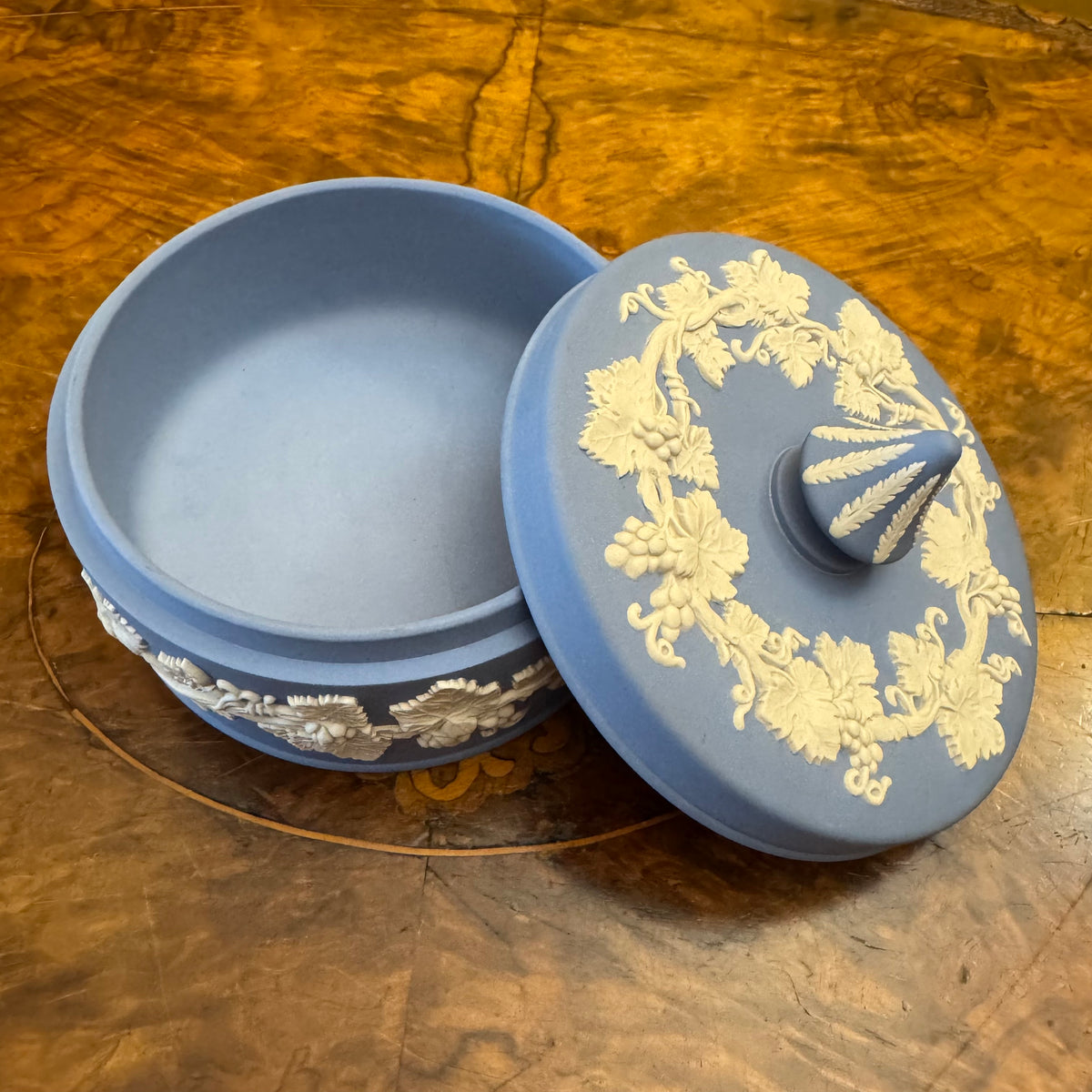 Antique Wedgwood Blue Jasperware Round Trinket Box