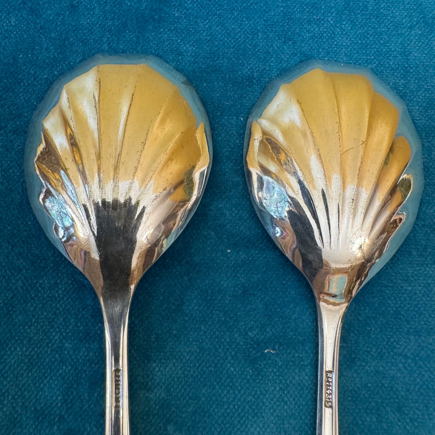 Vintage Sir John Bennett Silver Plate Shell Shaped Desserts Spoons Set Of Five