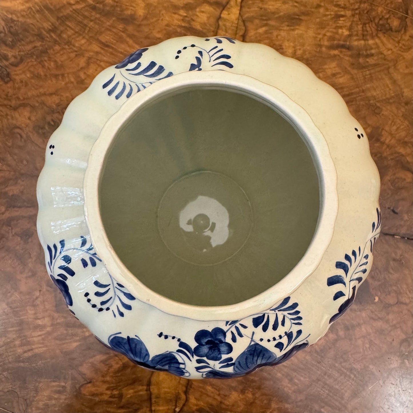 Vintage Deft Blue Blue & White Floral Lidded Vase Jar