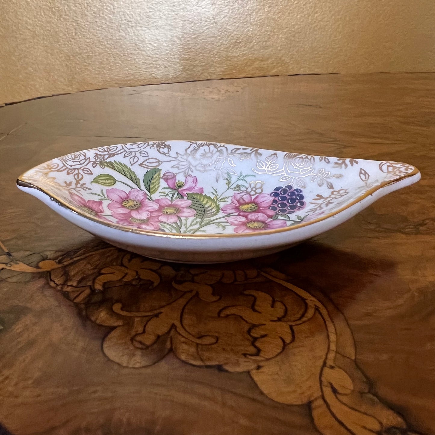 Vintage Old Foley Jame Kent Chimarita Dish