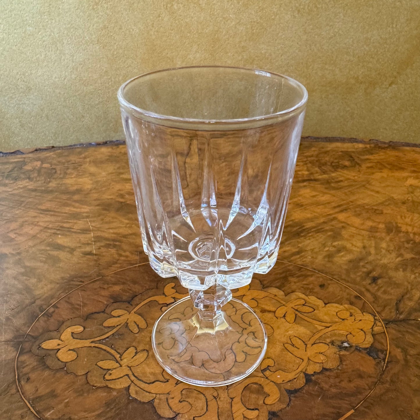 Vertical Cut Elegant Crystal Small Wine Glasses Set Of Five