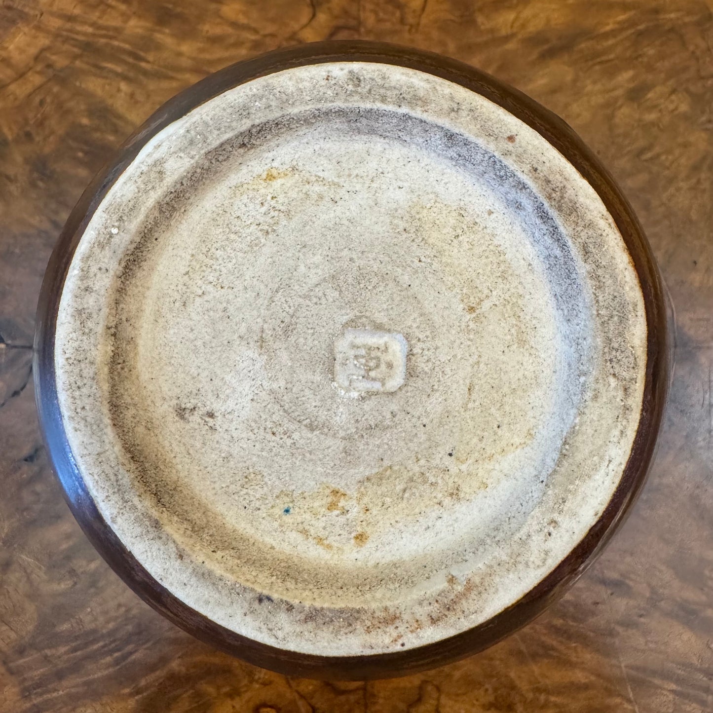 Brown White Print Pottery Vase