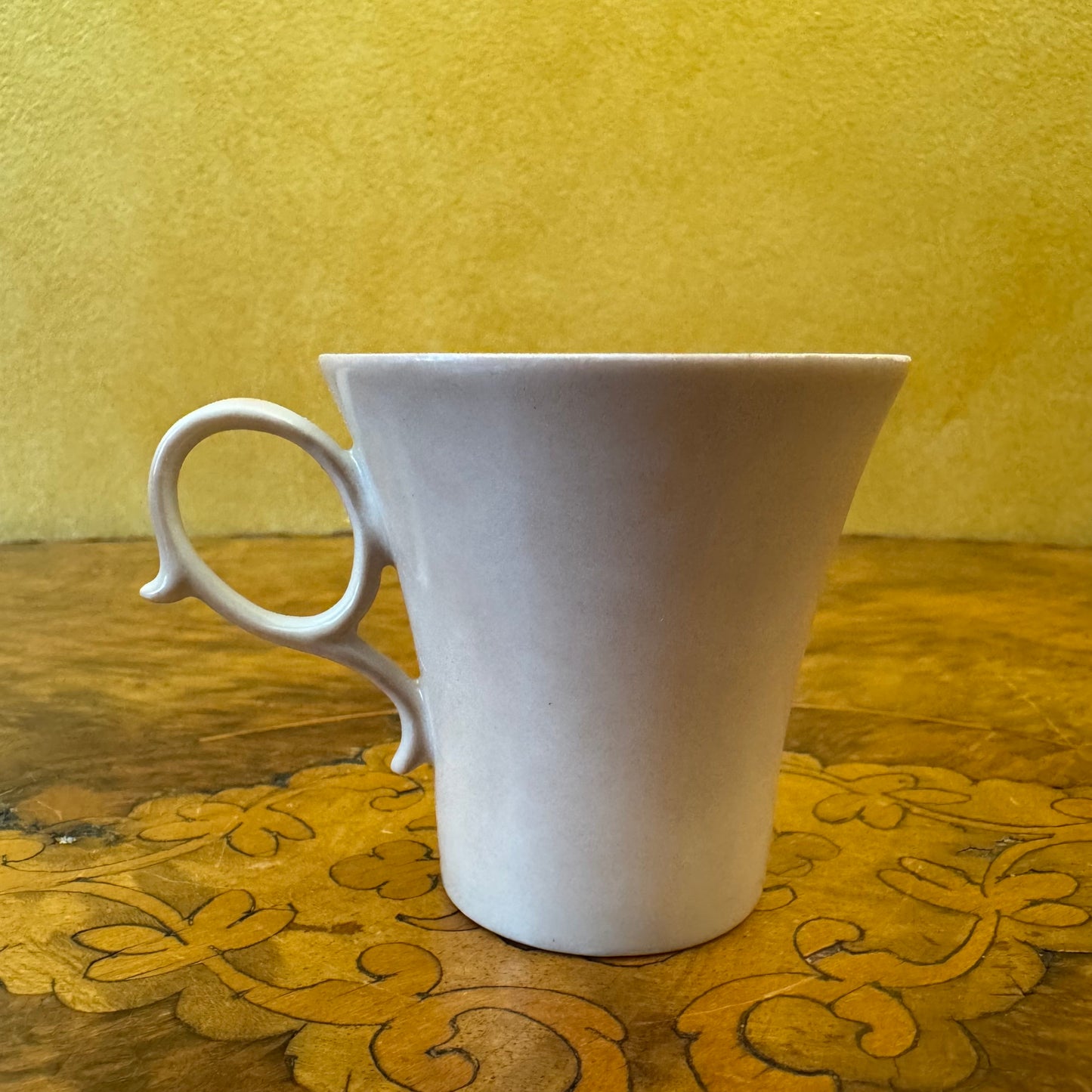 Vintage Brownie Downing Aboriginal Child Demitasse Coffee Cup & Saucer Set Of Four