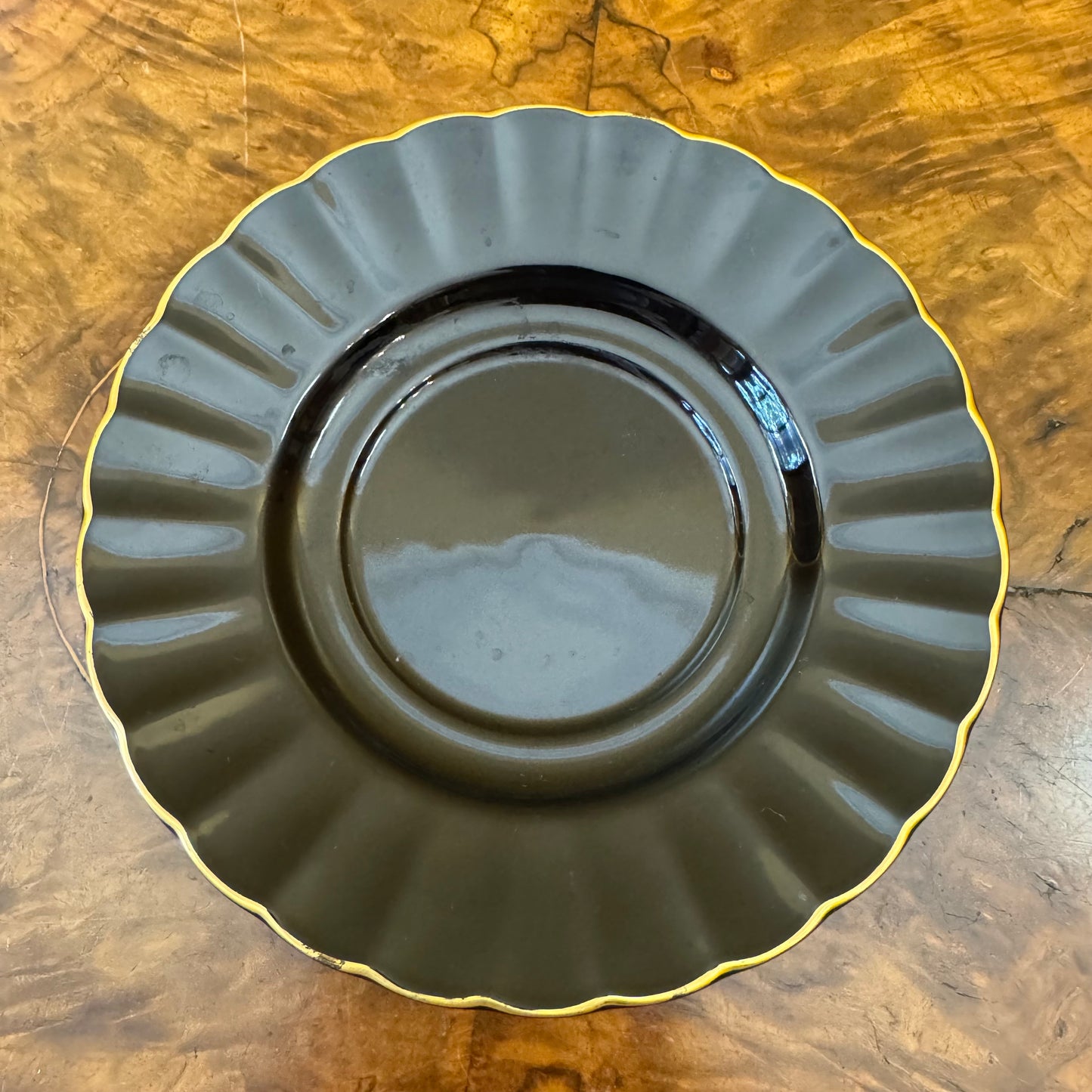 Mikasa Classic Ebony & Gold 10 Piece Dinner Setting For Two