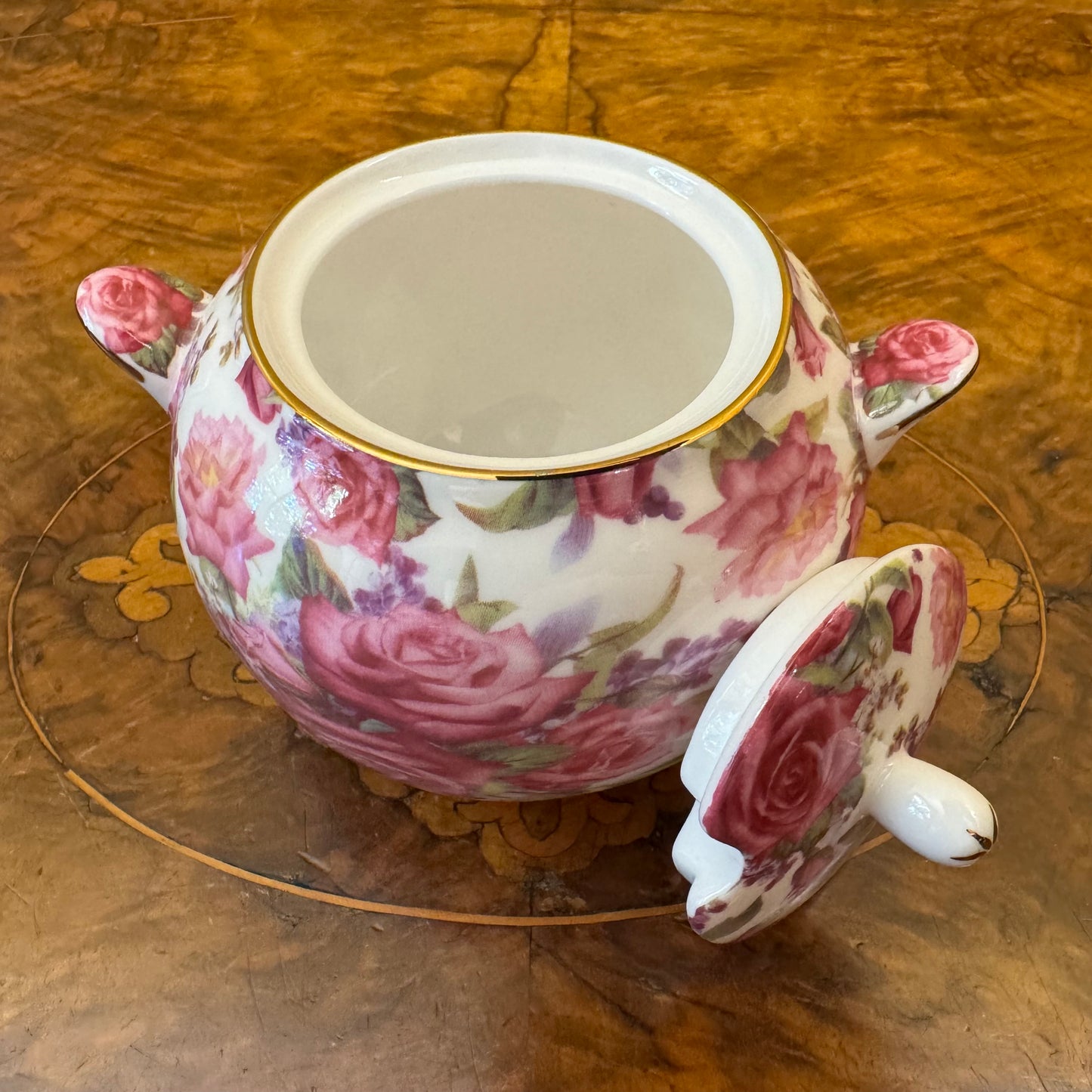 Maxwell & Williams Roseberry Floral Pink Red Roses Milk Jug & Sugar Bowl Set