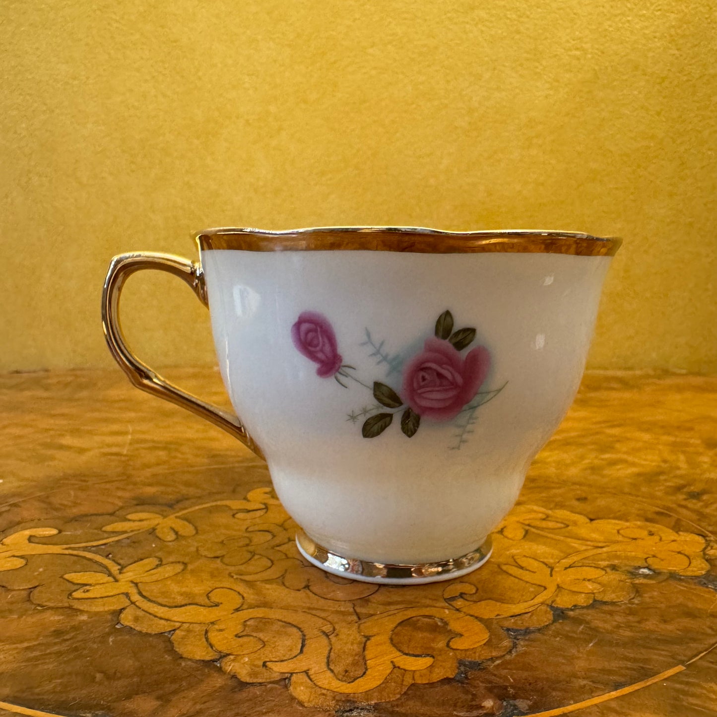 Vintage Floral Print Tea Cup & Saucer