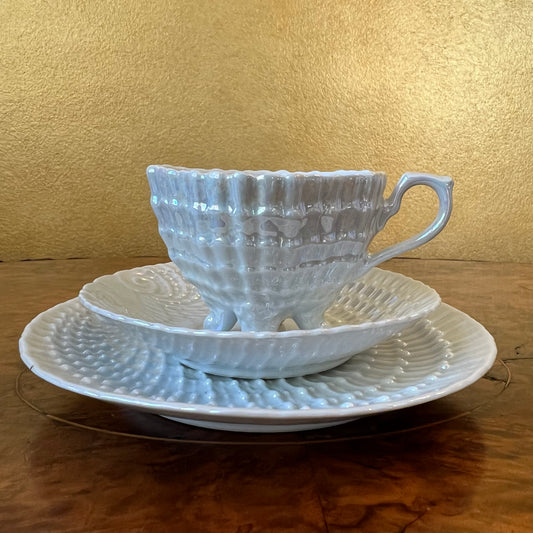 Antique Victoria Shell Lustre Tea Cup Trio Set