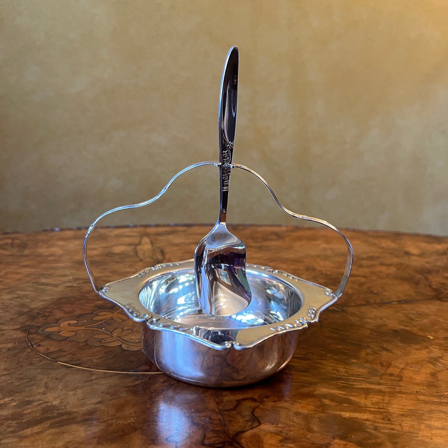 Vintage Cusader Silver Plated Sugar Bowl With Spoon